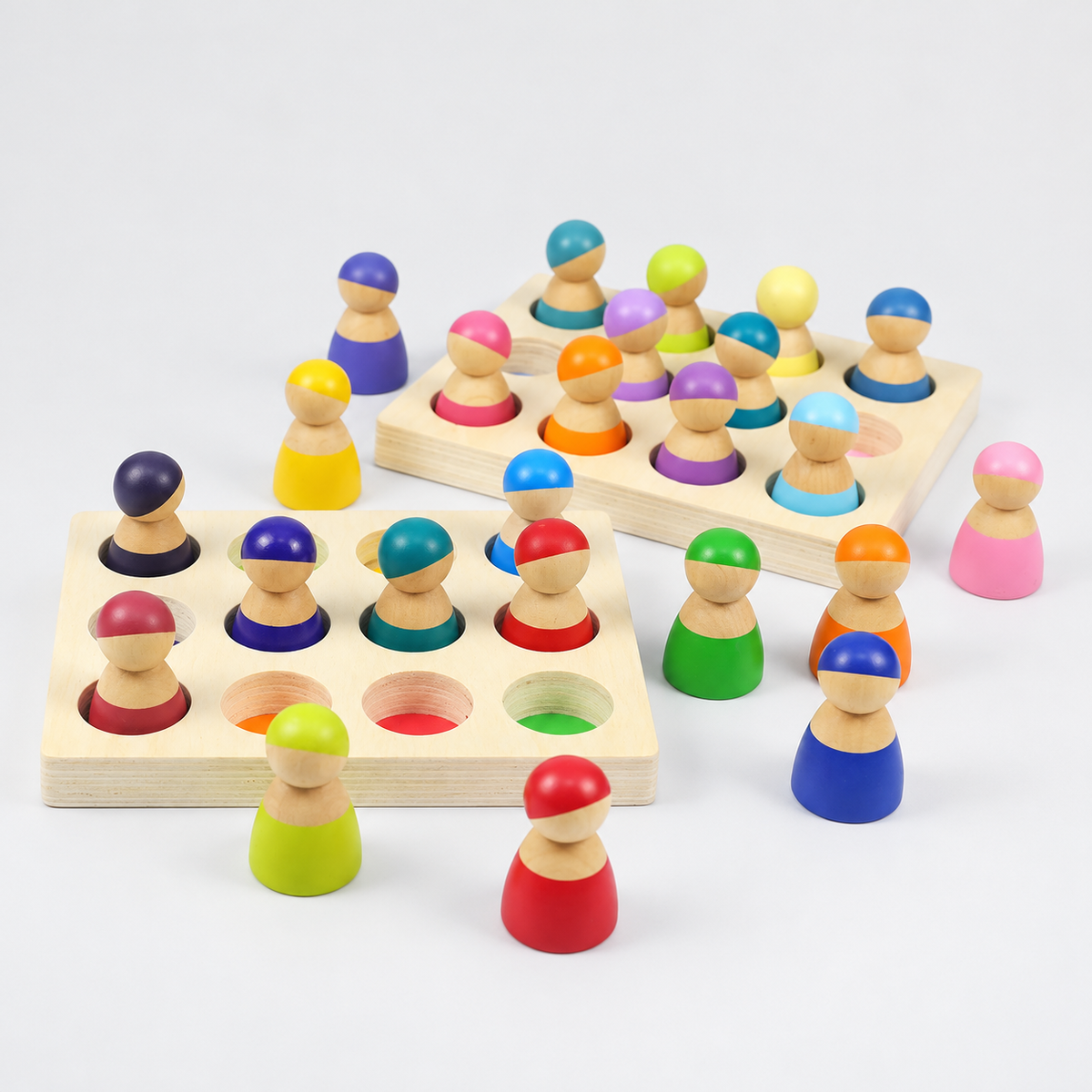 Regenbogen-Sortierspiel aus Holz
